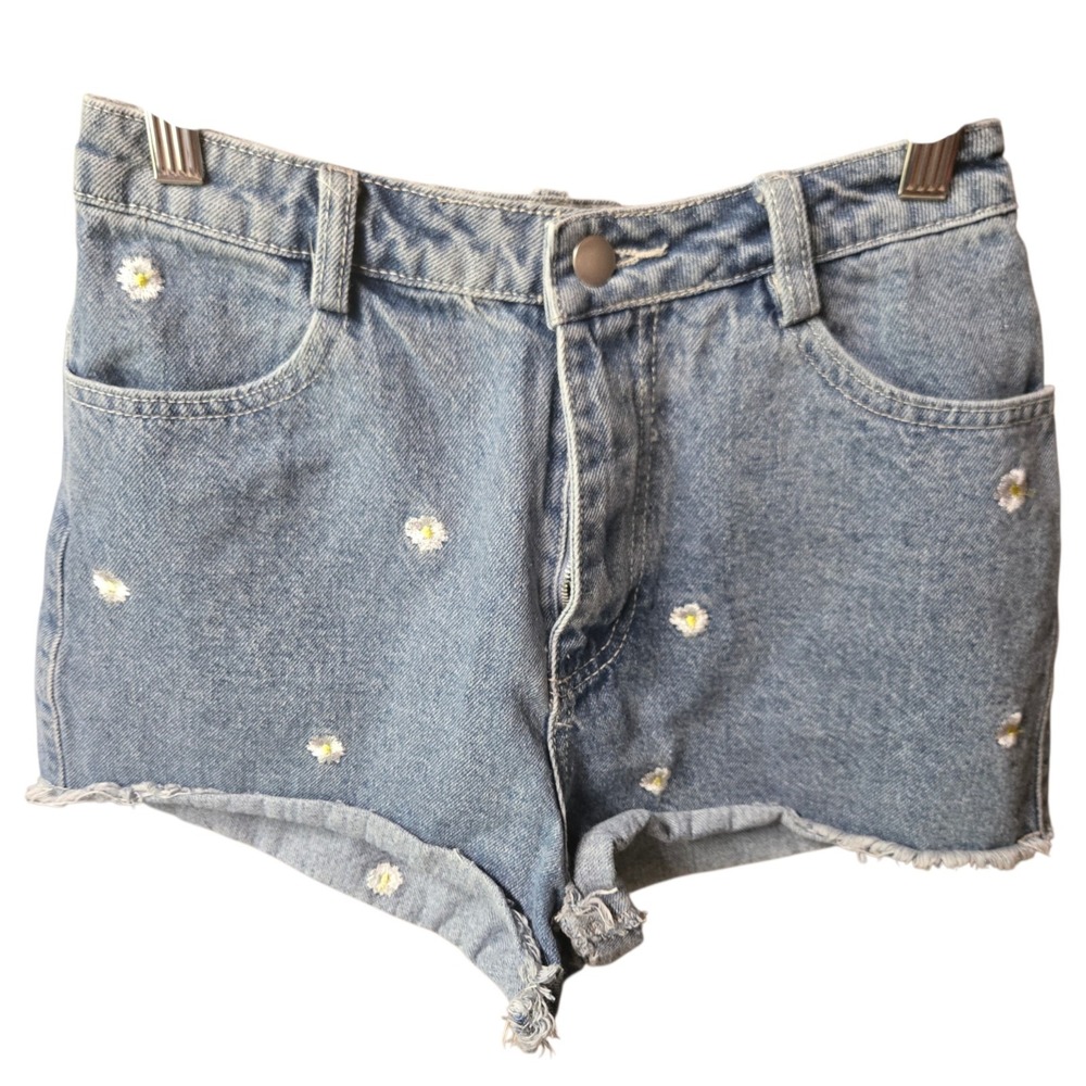 Altar'd State Daisy Embroidered Denim Shorts Frayed Hem High Waist size Small